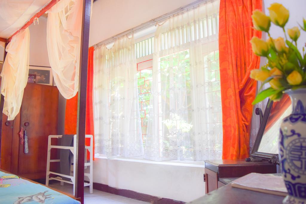 Shammie Guest House Хіккадува Екстер'єр фото